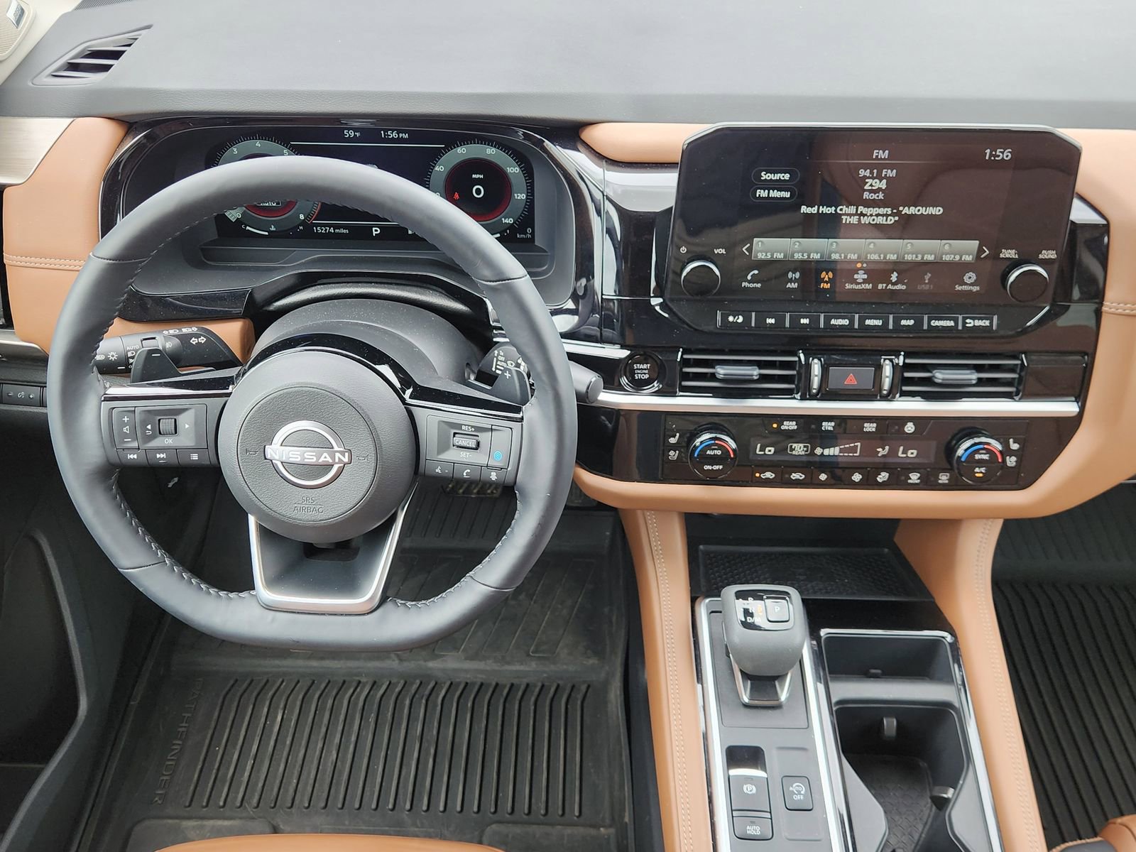 Used 2025 Nissan Pathfinder Platinum AWD/4WD image 31