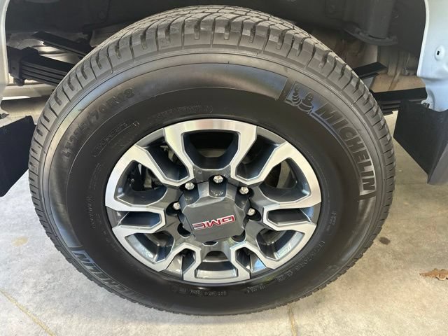 Used 2022 GMC Sierra 3500 Pro w/ Convenience Package AWD/4WD image 7