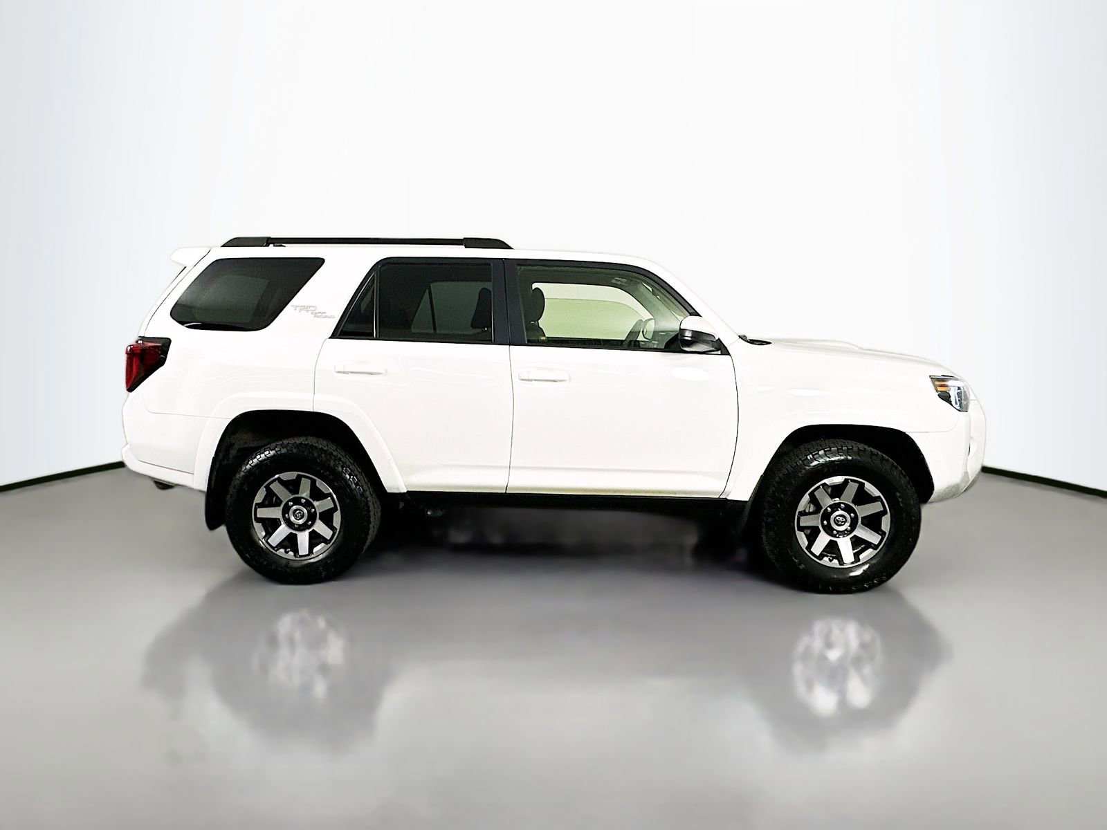 Used 2019 Toyota 4Runner TRD Off-Road AWD/4WD image 8