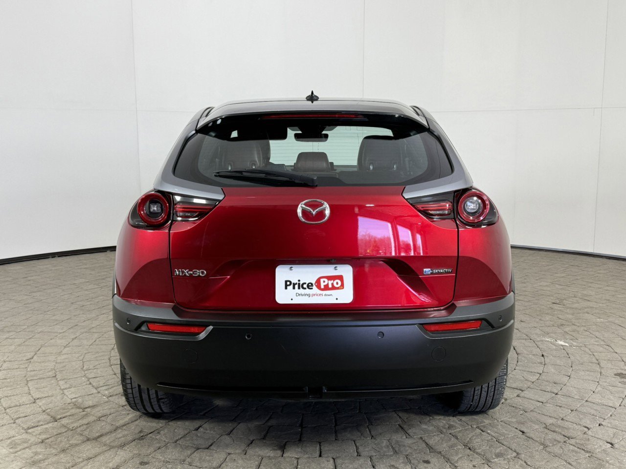 Used 2022 MAZDA MX-30 Electric w/ Premium Plus Pkg image 6