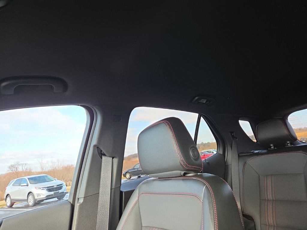 Certified 2024 Chevrolet Equinox RS w/ LPO, Floor Liner Package image 36