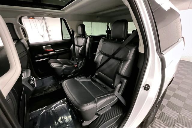 Used 2025 Ford Expedition Max Platinum image 25