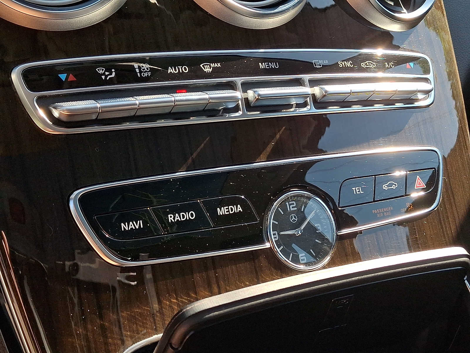 Used 2019 Mercedes-Benz C 300 4MATIC Sedan image 17