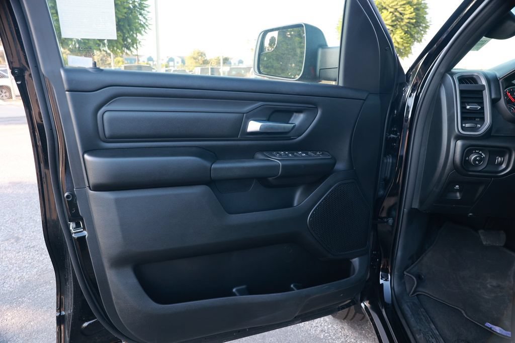 New 2026 RAM 1500 Express AWD/4WD image 13