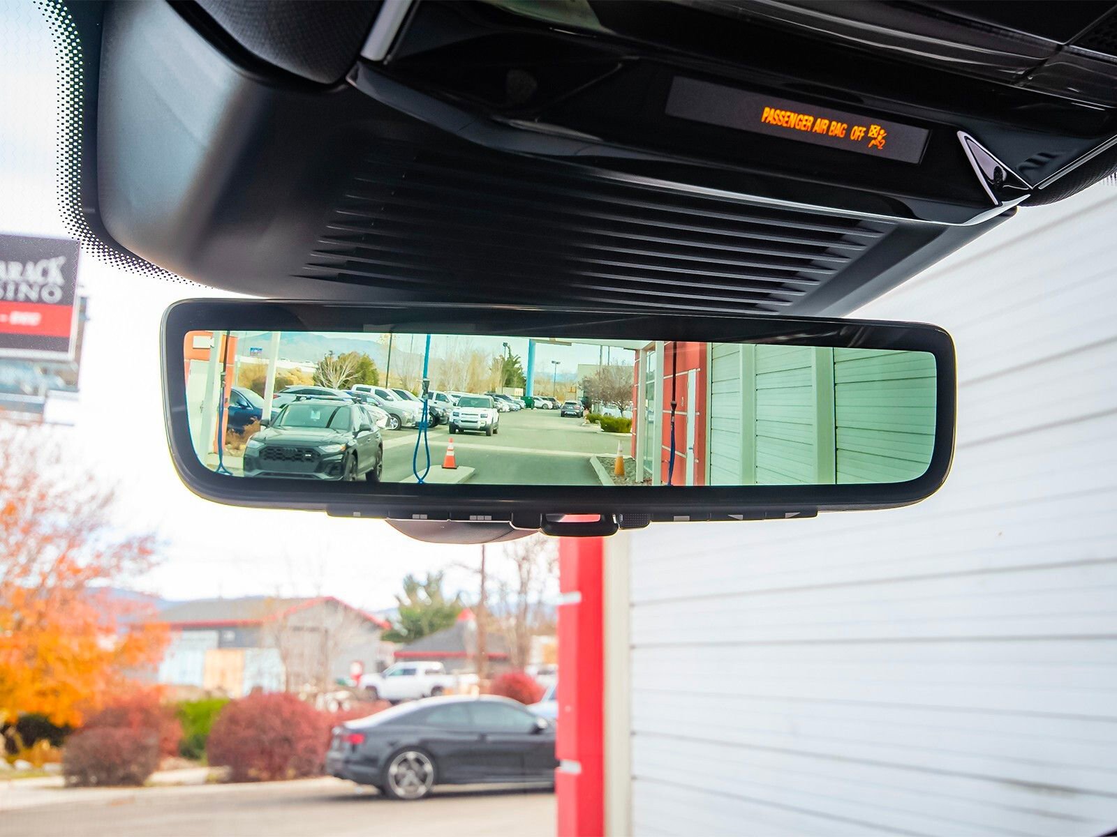 New 2025 Land Rover Range Rover Sport Dynamic SE image 18