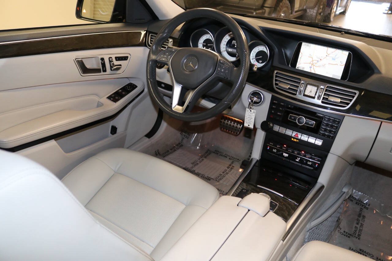 Used 2015 Mercedes-Benz E 350 Sedan image 15
