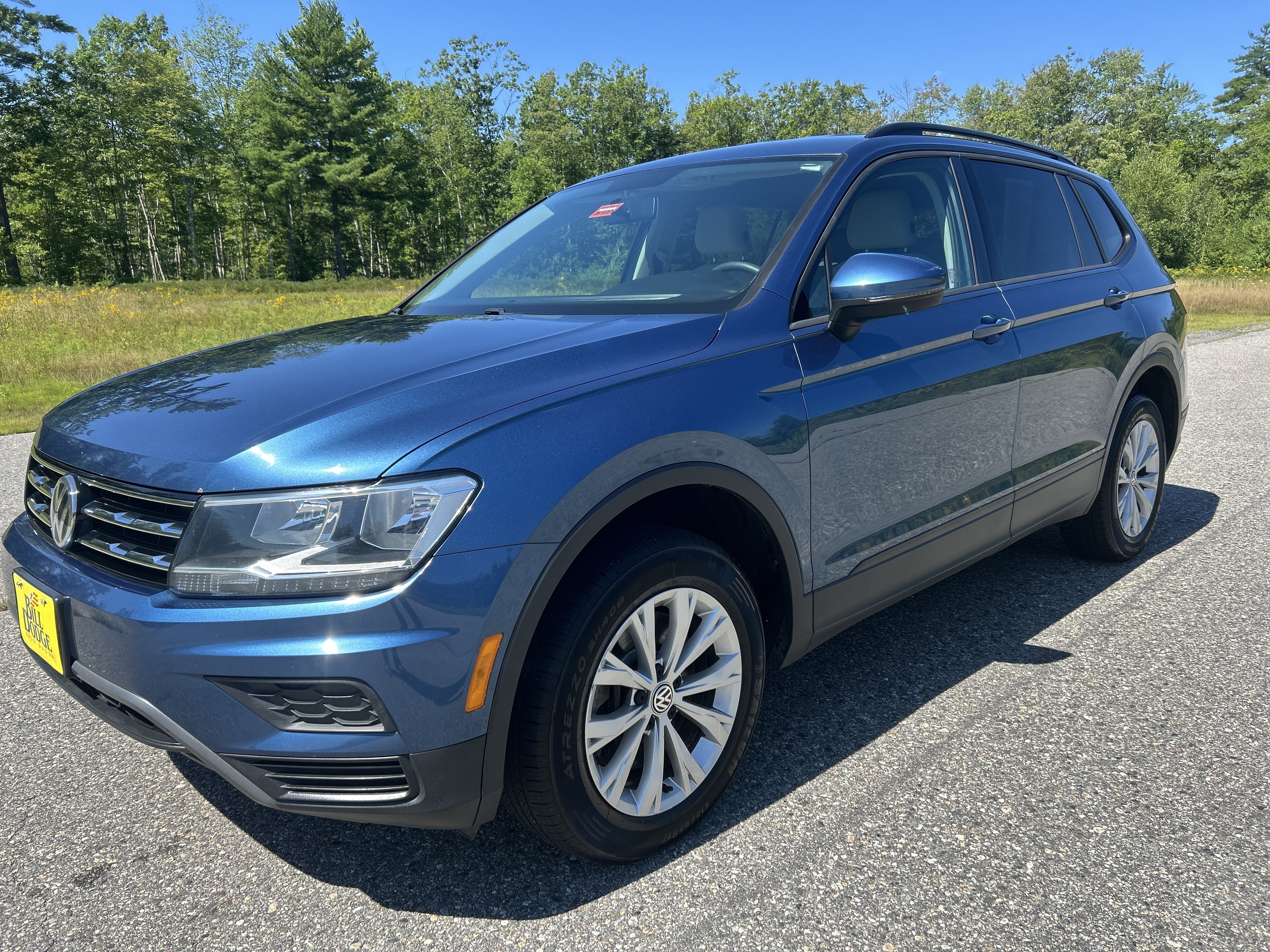 Used 2019 Volkswagen Tiguan S w/ Driver Assistance Package AWD/4WD image 1