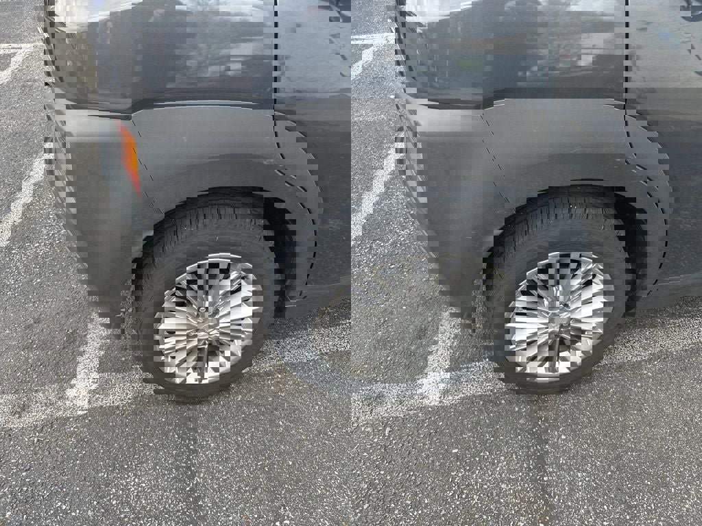 Used 2018 Hyundai Kona SEL image 7