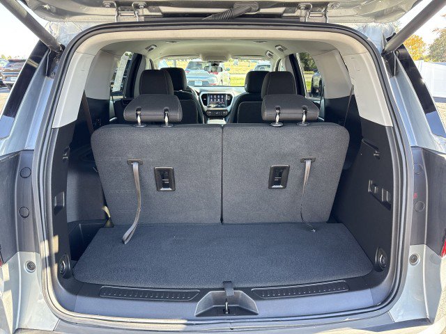 Certified 2023 GMC Acadia SLE w/ Driver Convenience Package image 19