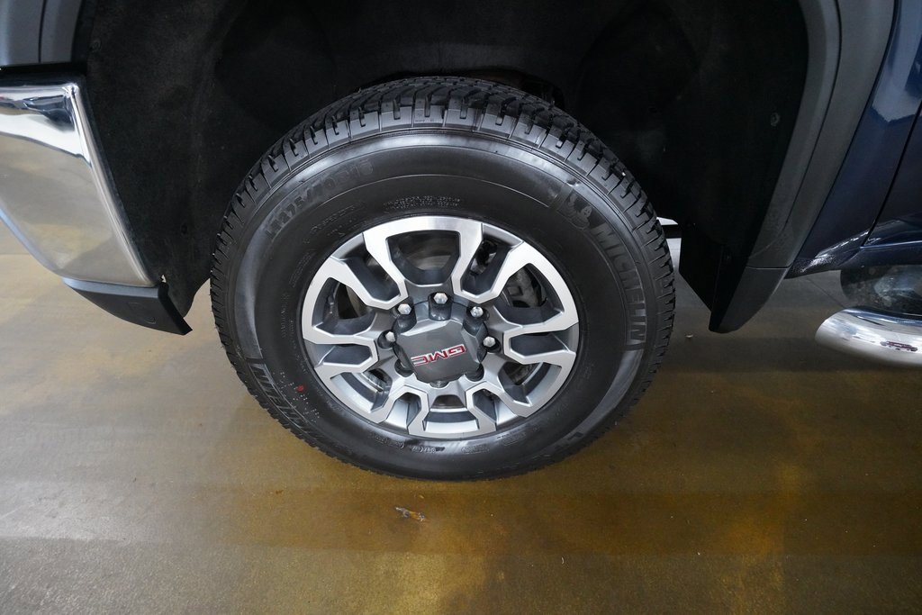 Certified 2022 GMC Sierra 3500 Pro w/ Convenience Package image 23