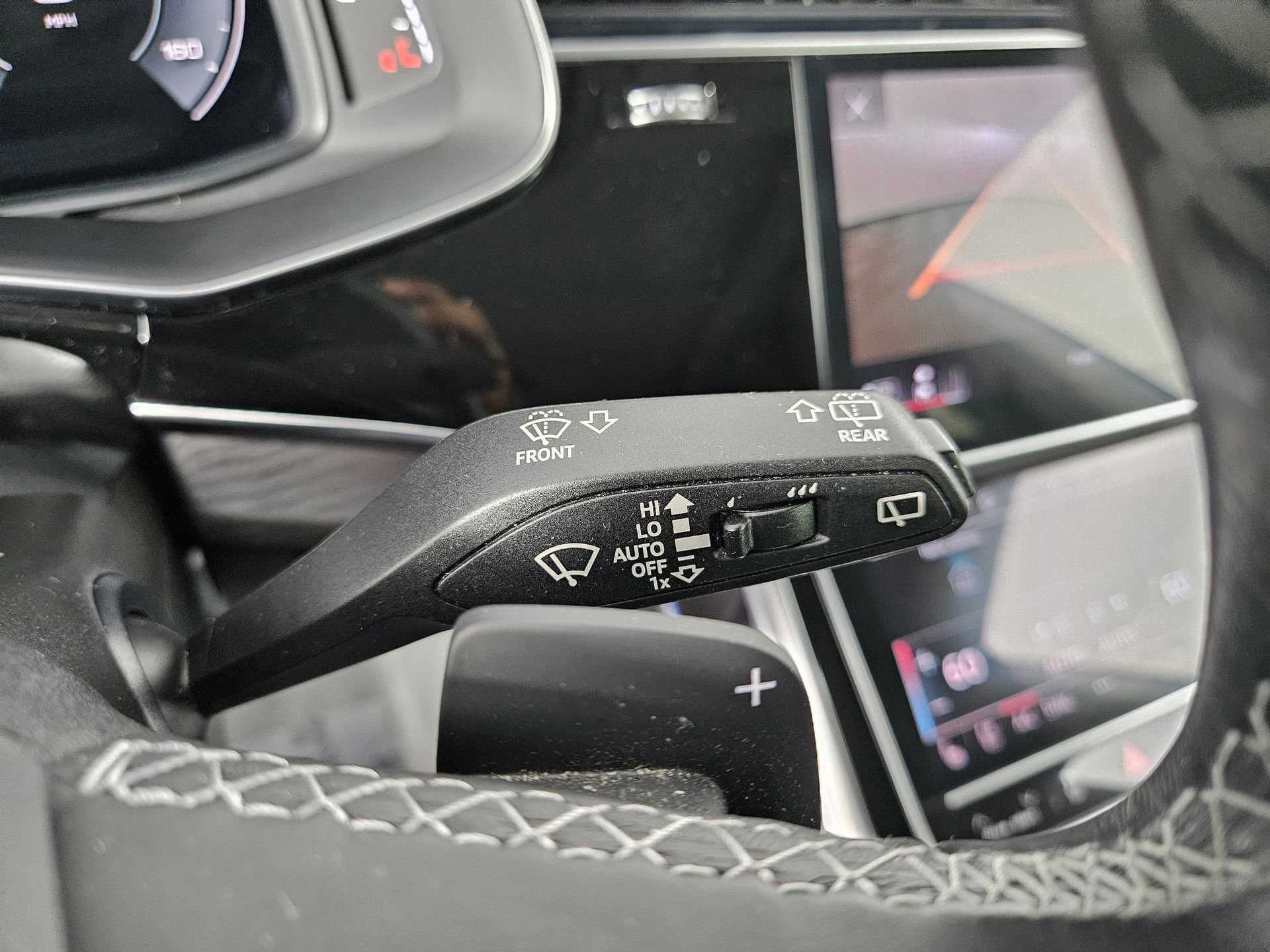 Used 2021 Audi Q8 Prestige AWD/4WD image 25