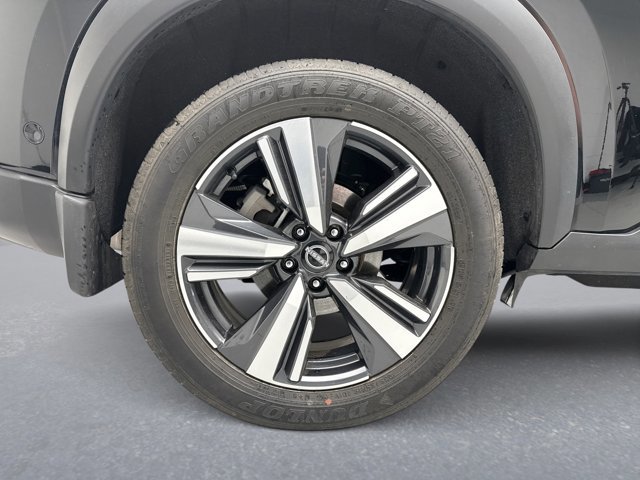 Used 2025 Nissan Rogue SL image 23