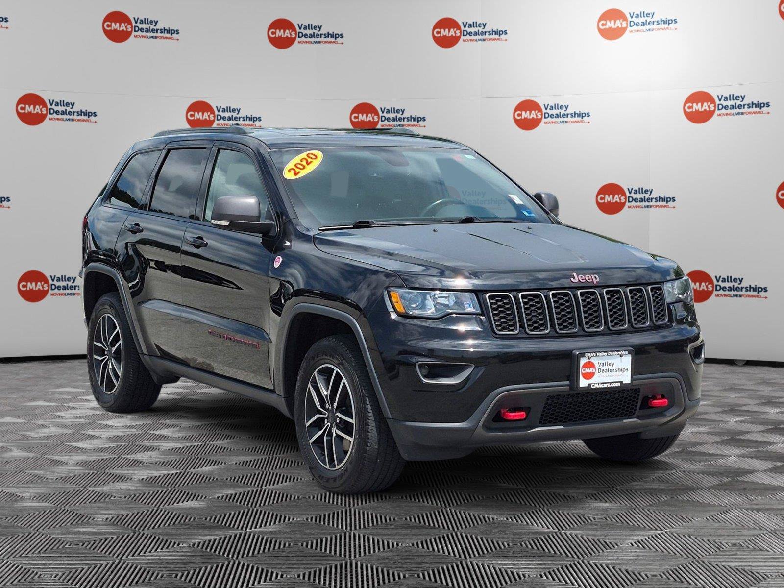 Used 2020 Jeep Grand Cherokee Trailhawk AWD/4WD image 7