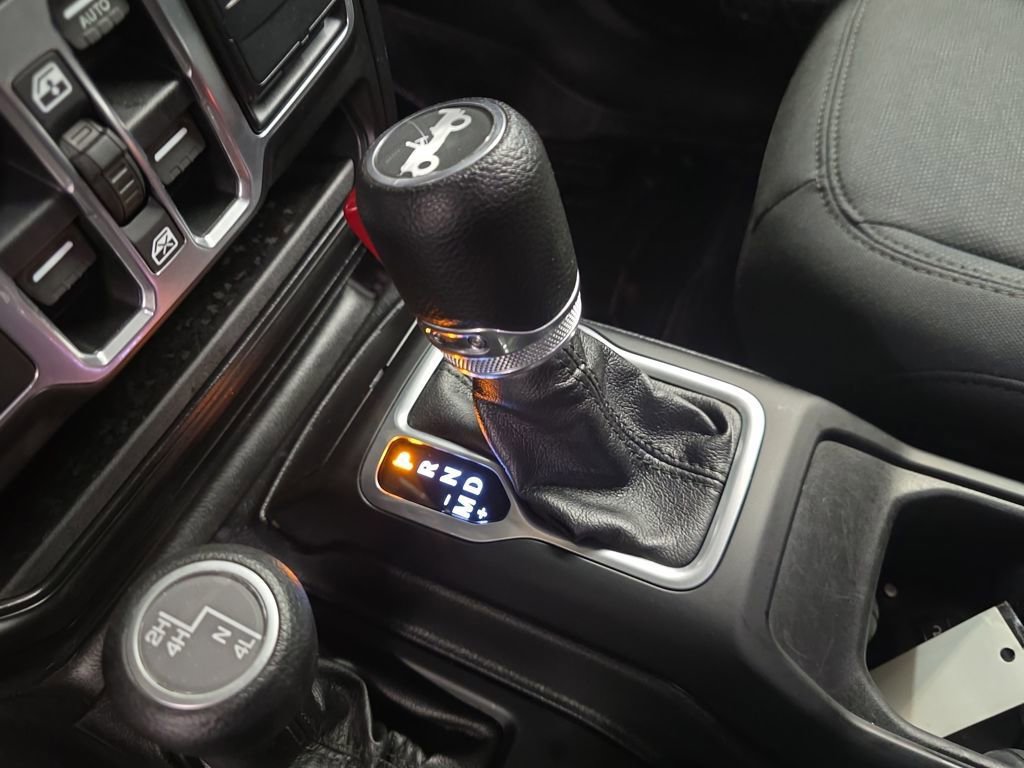 Used 2018 Jeep Wrangler Unlimited Sport S image 23