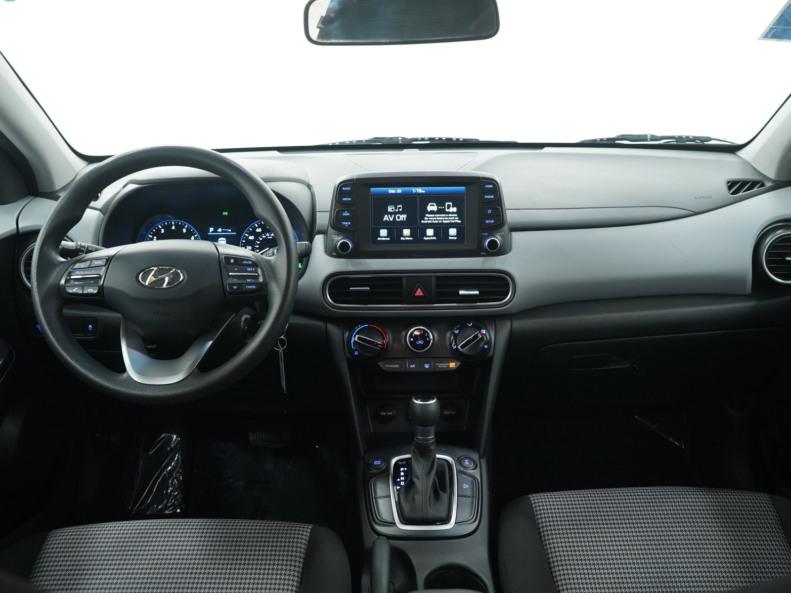 Used 2018 Hyundai Kona SE image 14