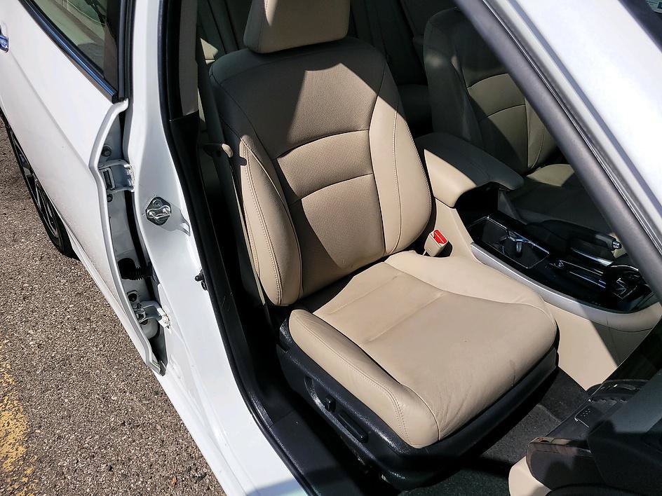Used 2017 Honda Accord EX-L image 46