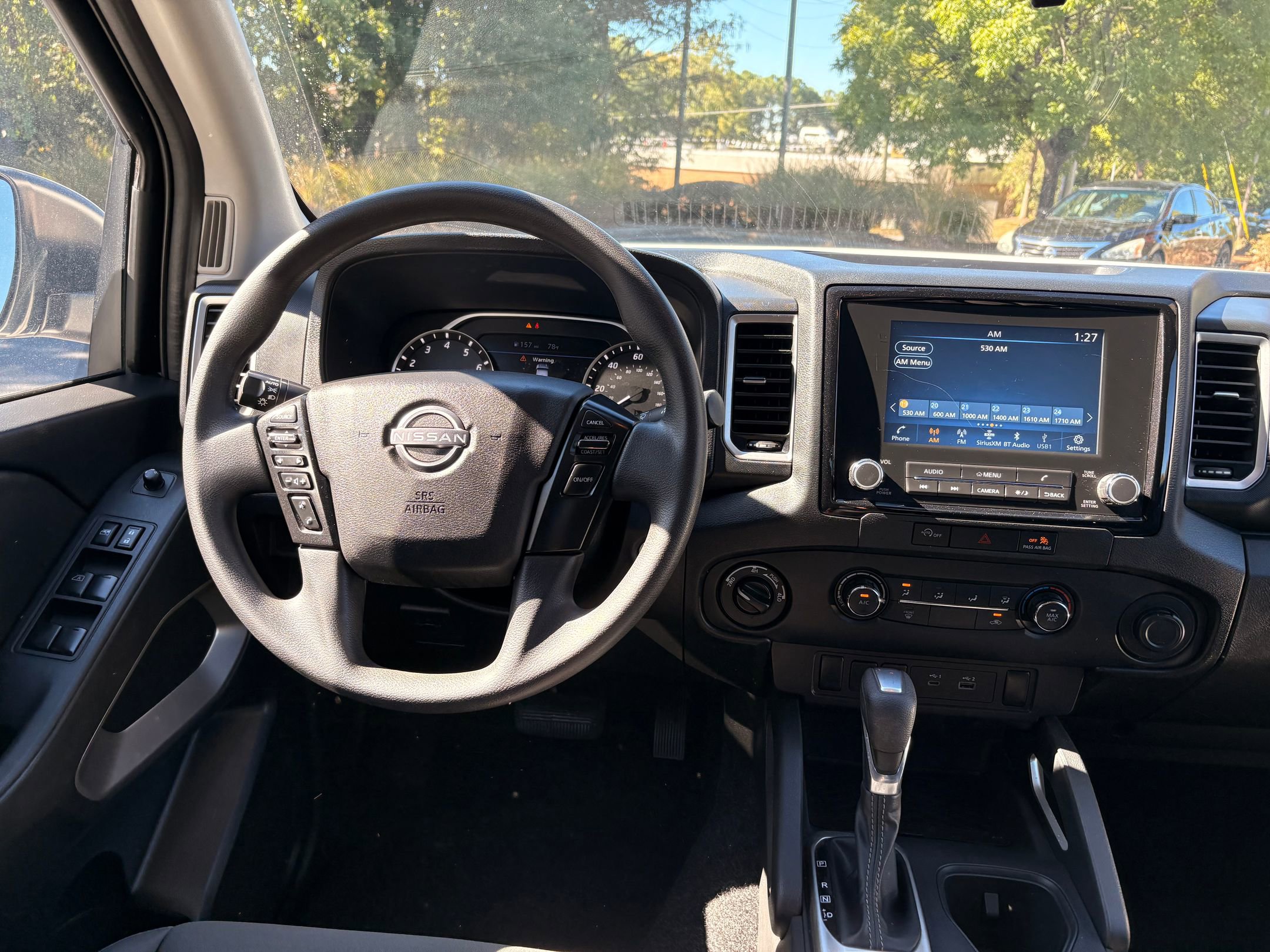 Used 2023 Nissan Frontier SV image 23