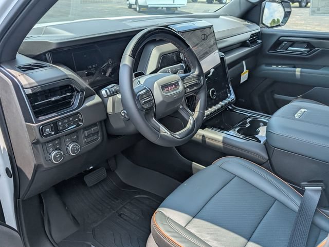 New 2026 GMC Yukon AT4 w/ AT4 Premium Plus Package AWD/4WD image 12