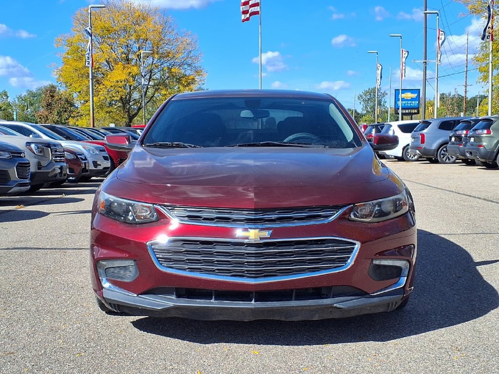 Used 2016 Chevrolet Malibu LT FWD image 2