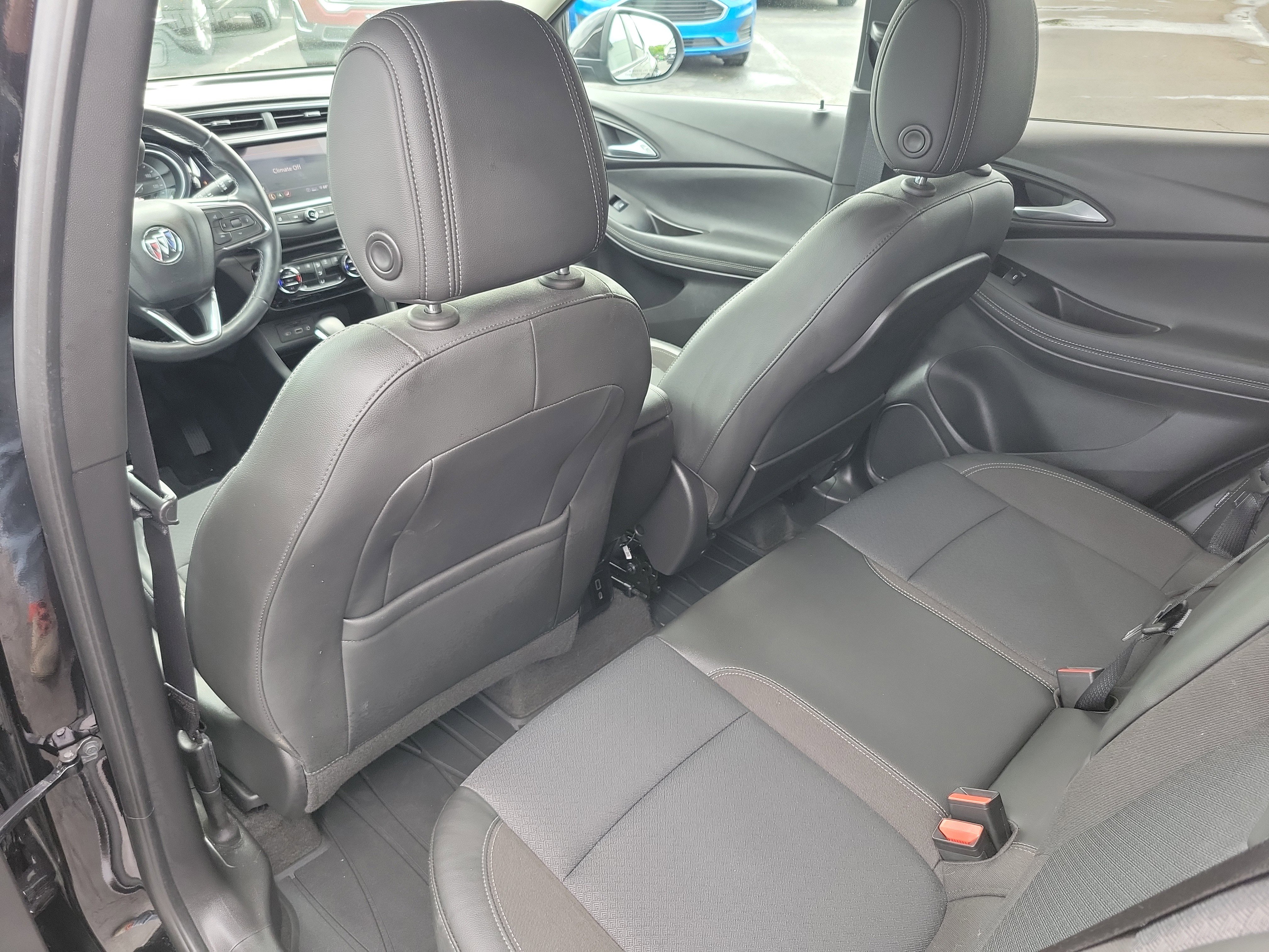 Used 2020 Buick Encore GX Select w/ Advanced Technology Package FWD image 12