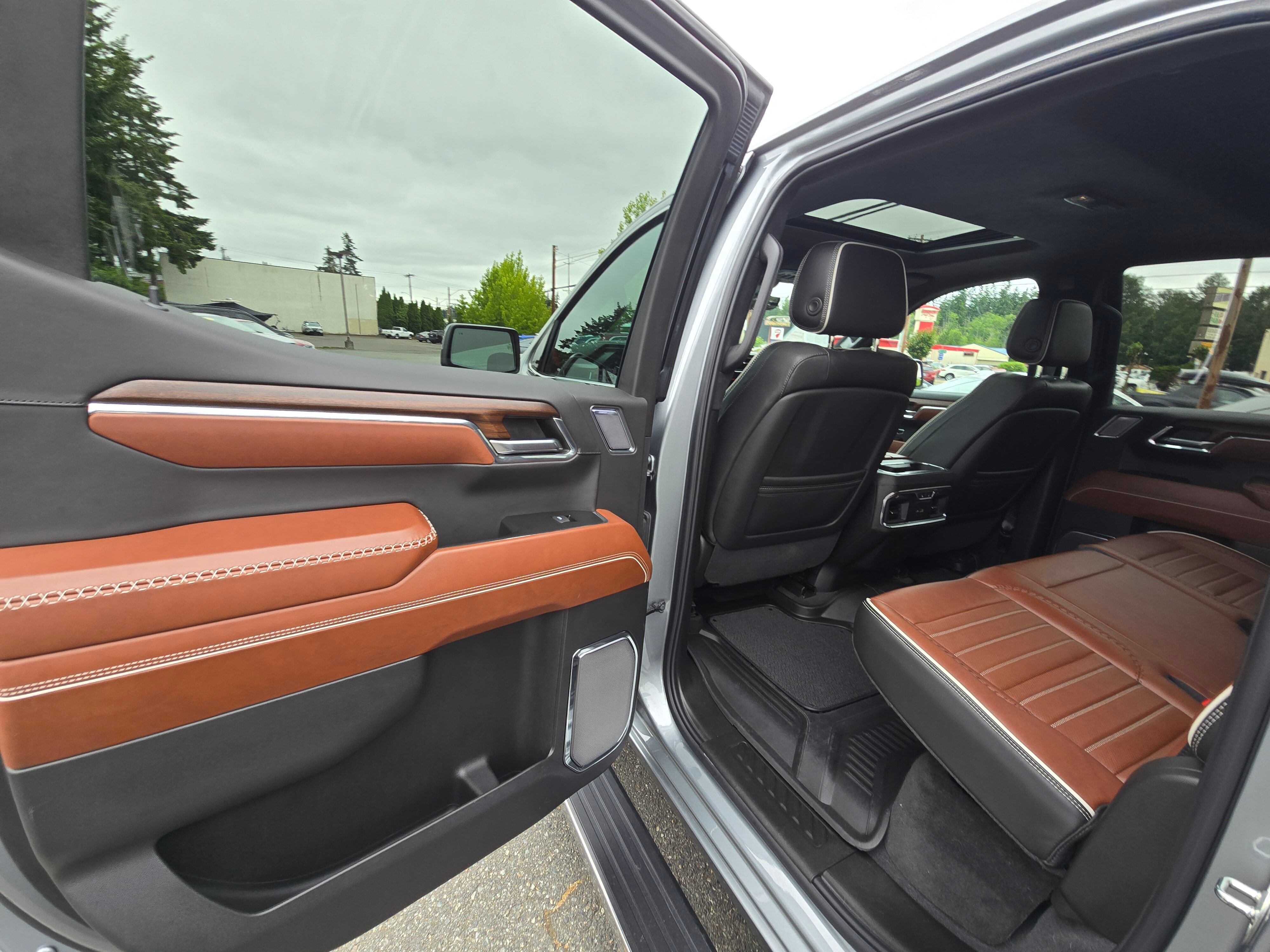 Used 2024 GMC Sierra 1500 Denali Ultimate AWD/4WD image 15
