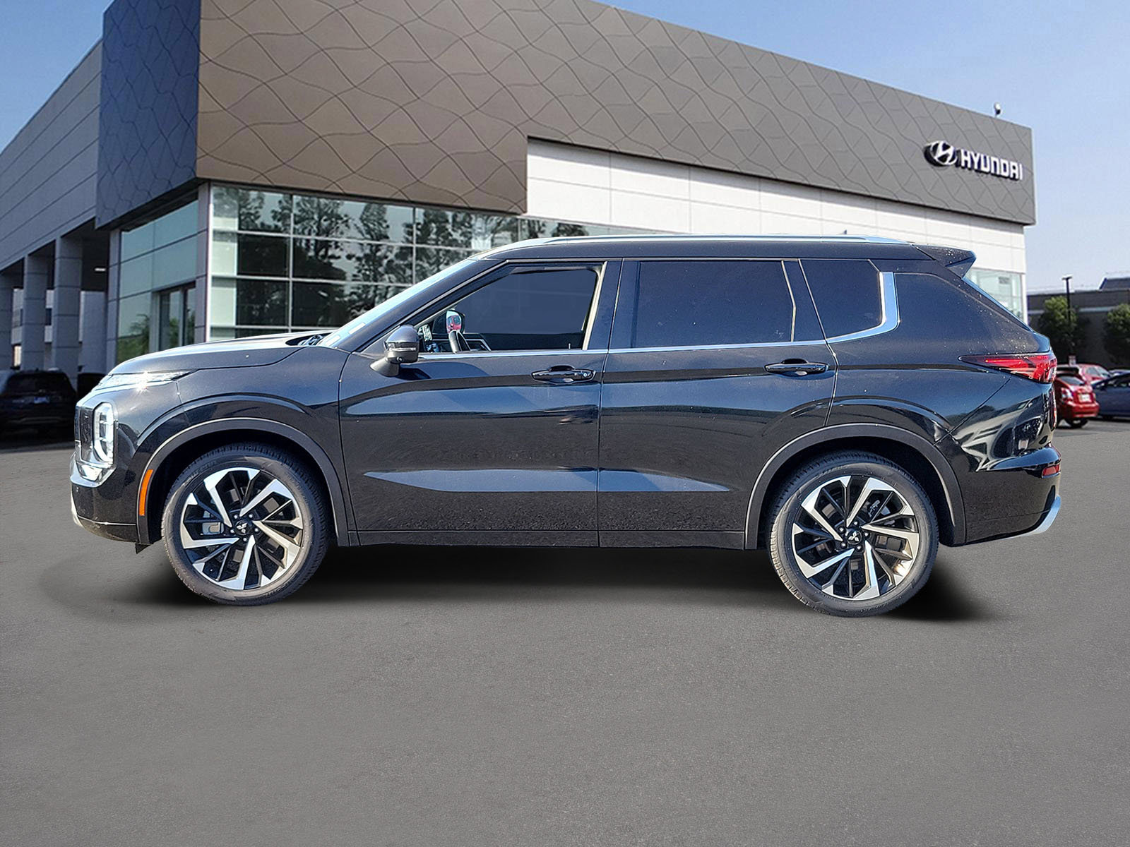 Used 2022 Mitsubishi Outlander SEL AWD/4WD image 4