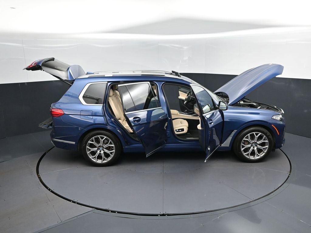 Used 2021 BMW X7 xDrive40i w/ Premium Package 2 image 51