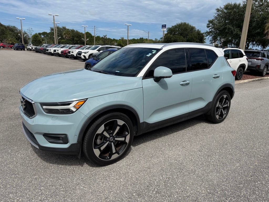 Used 2019 Volvo XC40 T5 Momentum AWD/4WD image 9