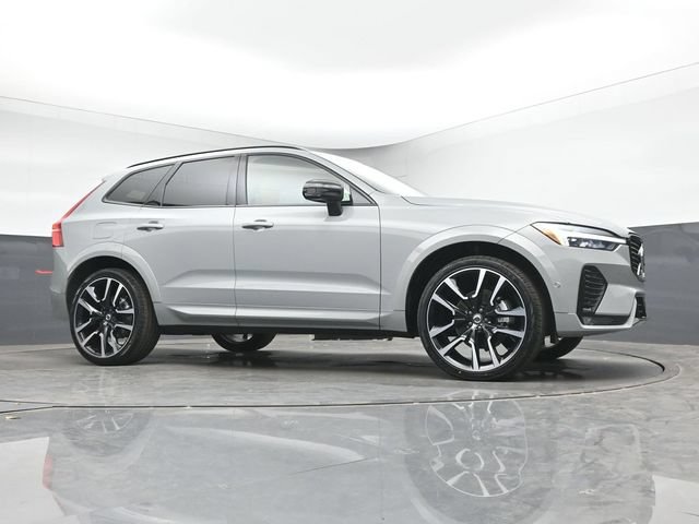 Used 2024 Volvo XC60 B5 Ultimate w/ Protection Package Premier AWD/4WD image 37