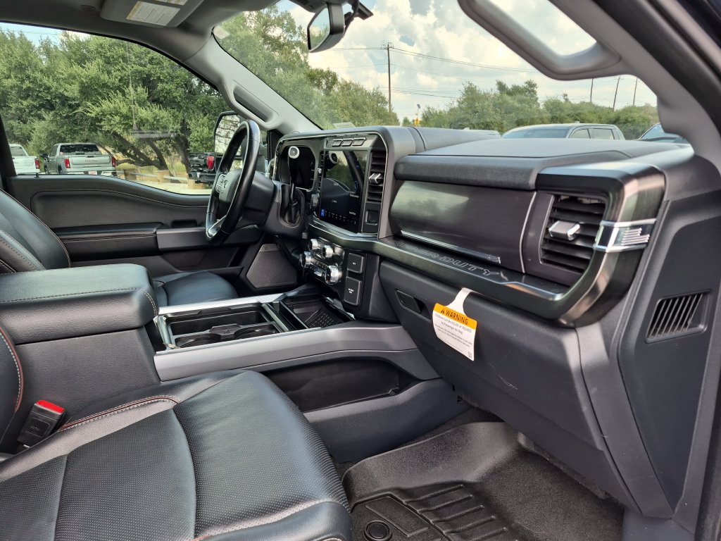 Used 2023 Ford F250 Lariat w/ Lariat Ultimate Package AWD/4WD image 41