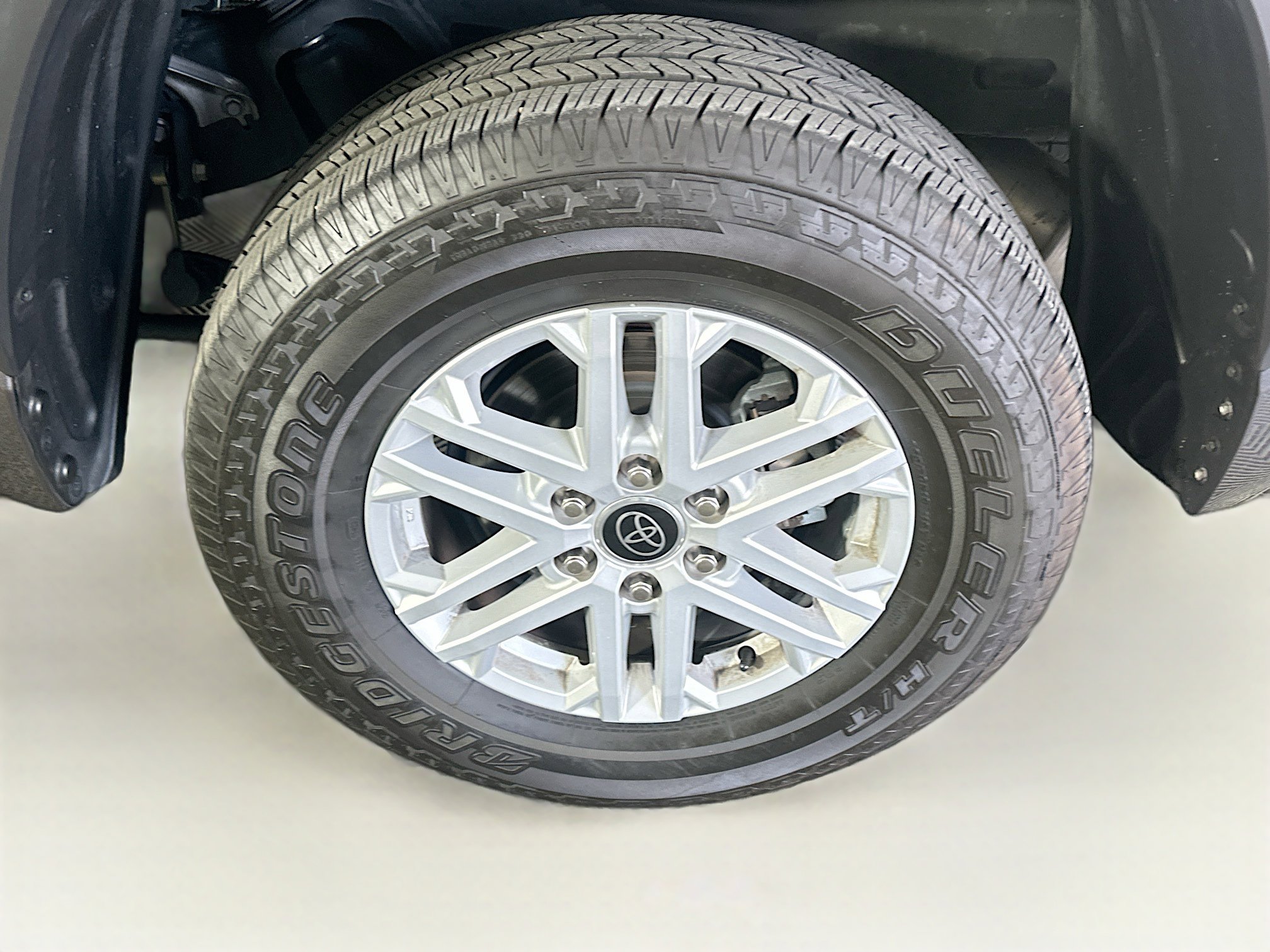 Used 2023 Toyota Tundra SR5 w/ SR5 Premium Package AWD/4WD image 11