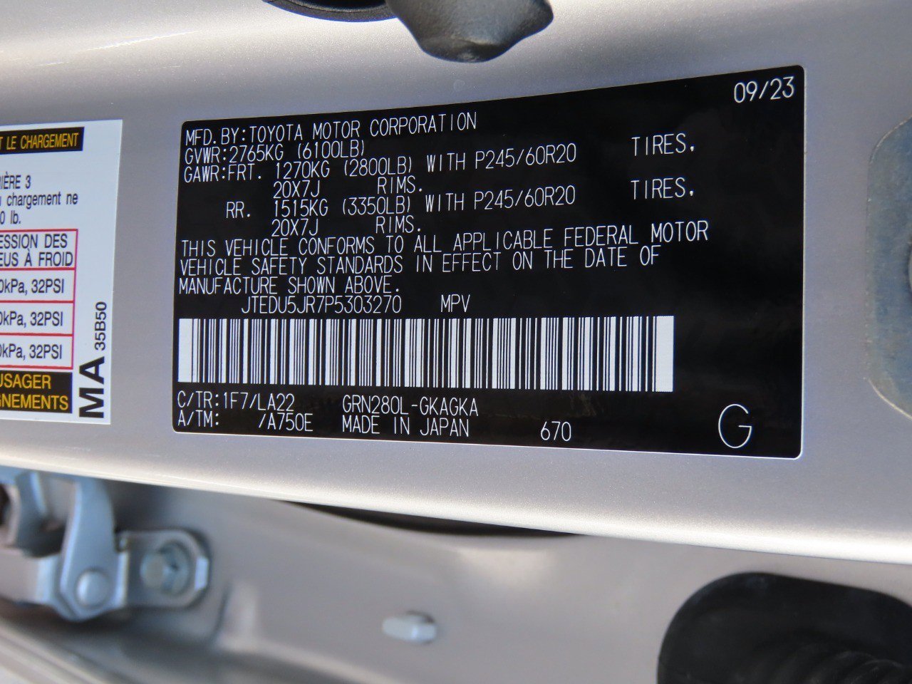 Used 2023 Toyota 4Runner Limited image 32