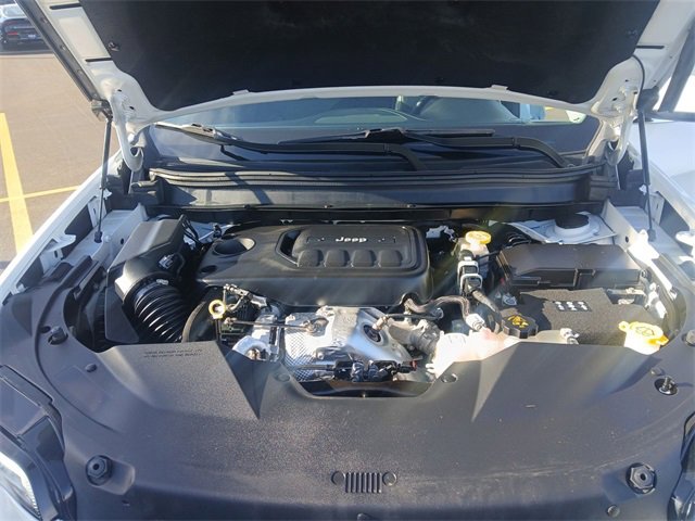 Used 2019 Jeep Cherokee Limited image 25