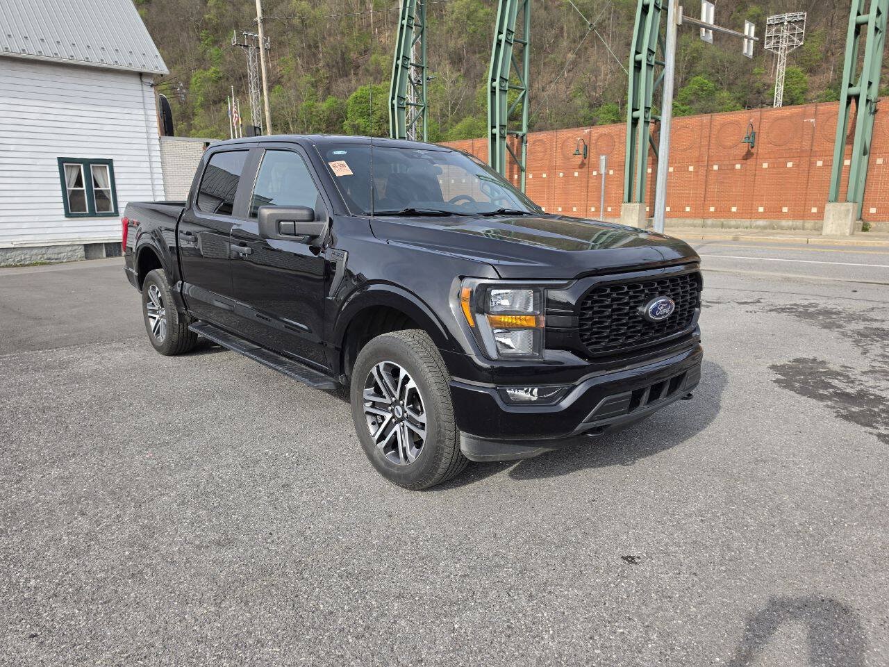 Used 2023 Ford F150 XL w/ STX Appearance Package AWD/4WD image 2