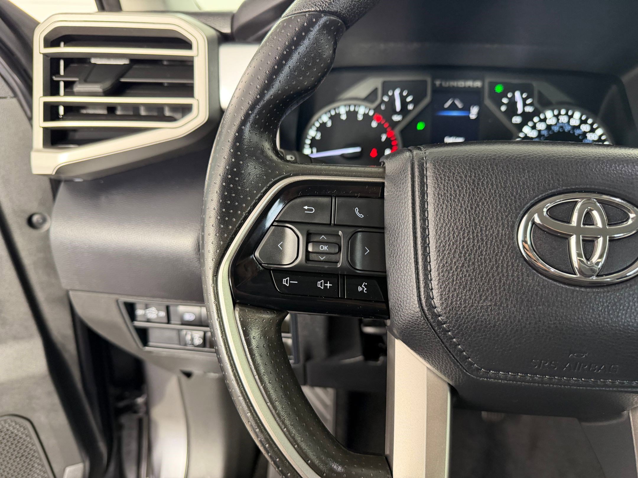 Used 2024 Toyota Tundra SR5 AWD/4WD image 14