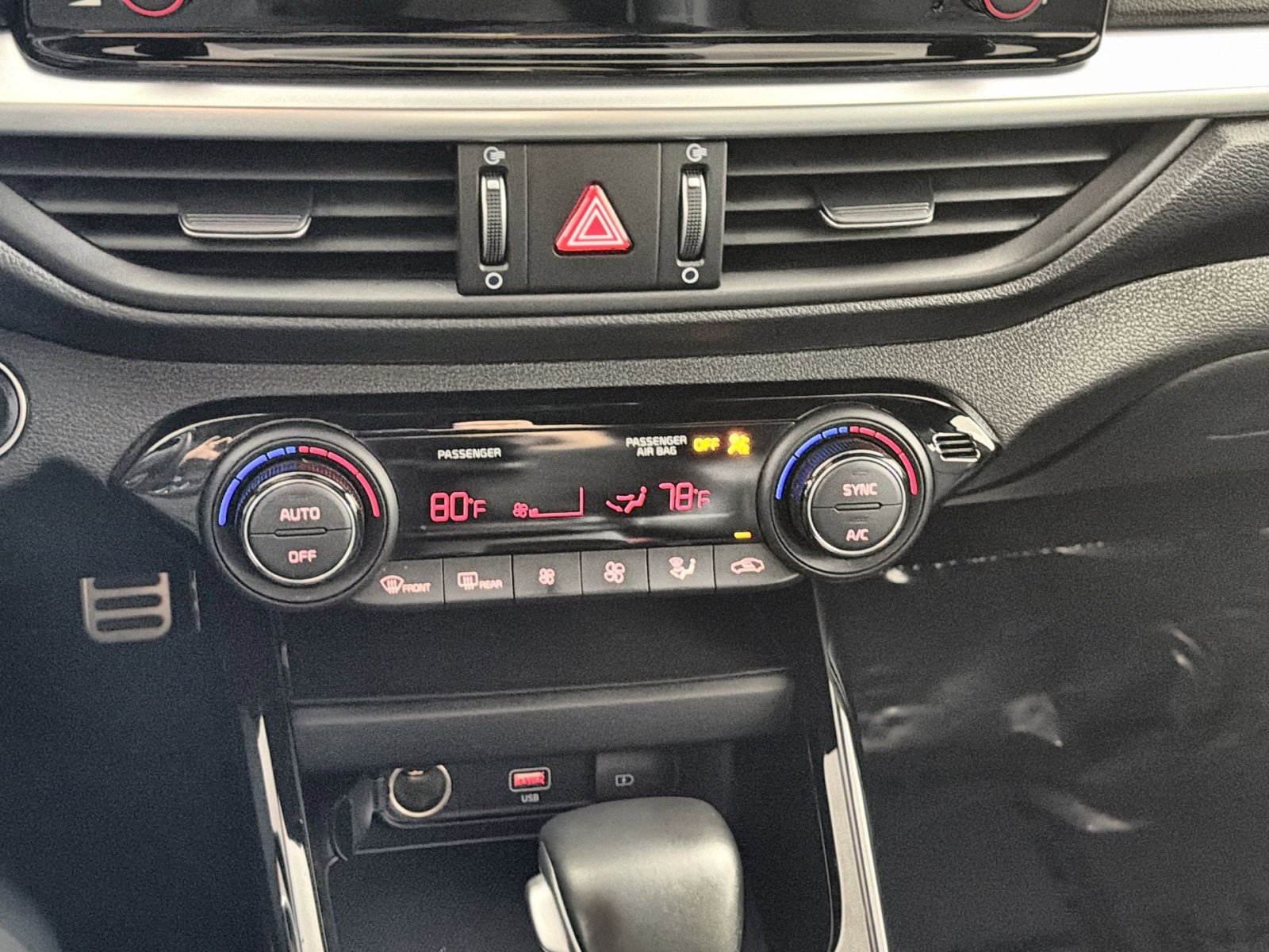 Used 2023 Kia Forte GT-Line image 21