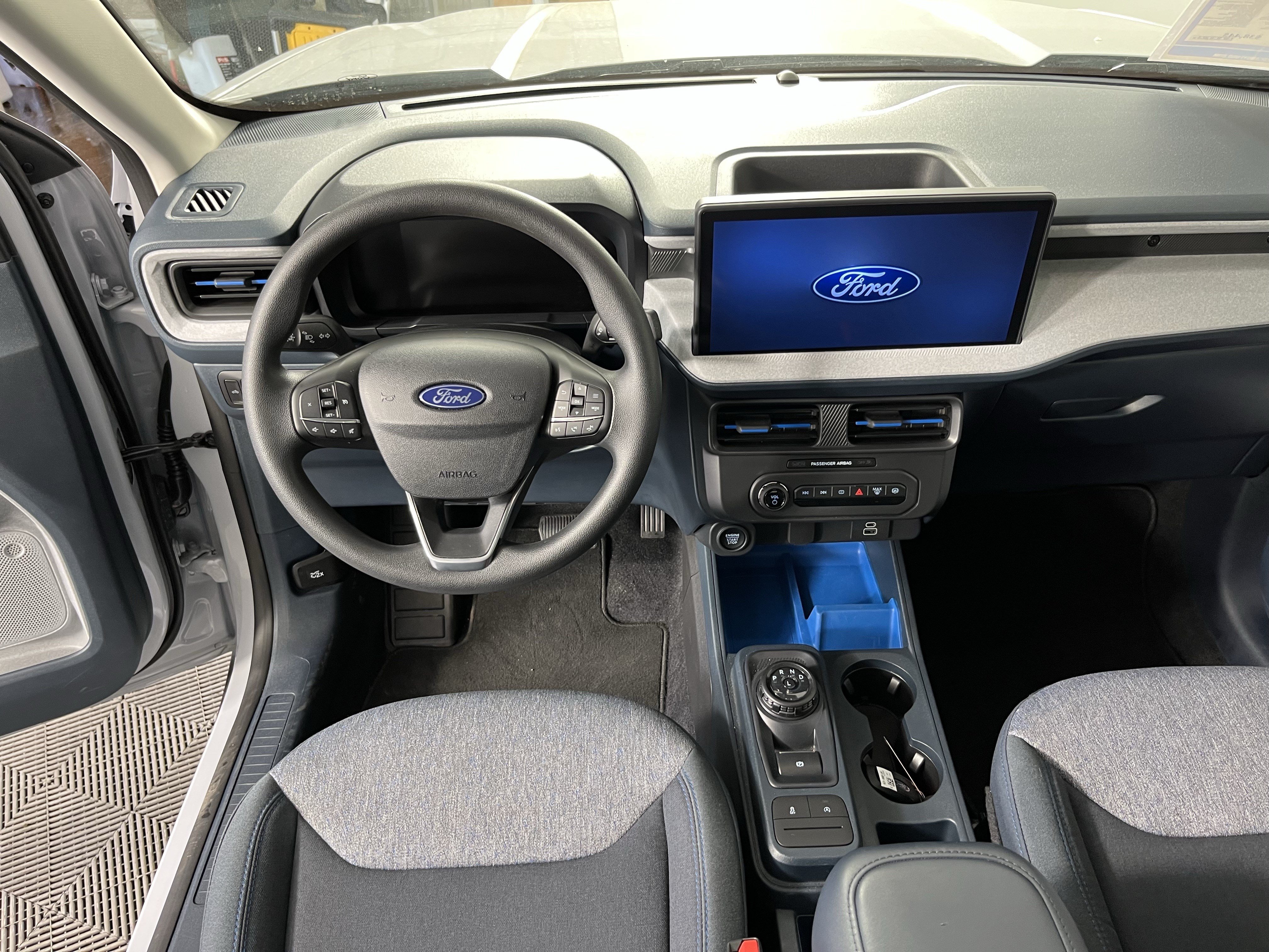 Used 2025 Ford Maverick XLT w/ Equipment Group 302A AWD/4WD image 11