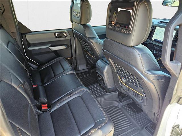 Used 2023 Ford Bronco Badlands image 19