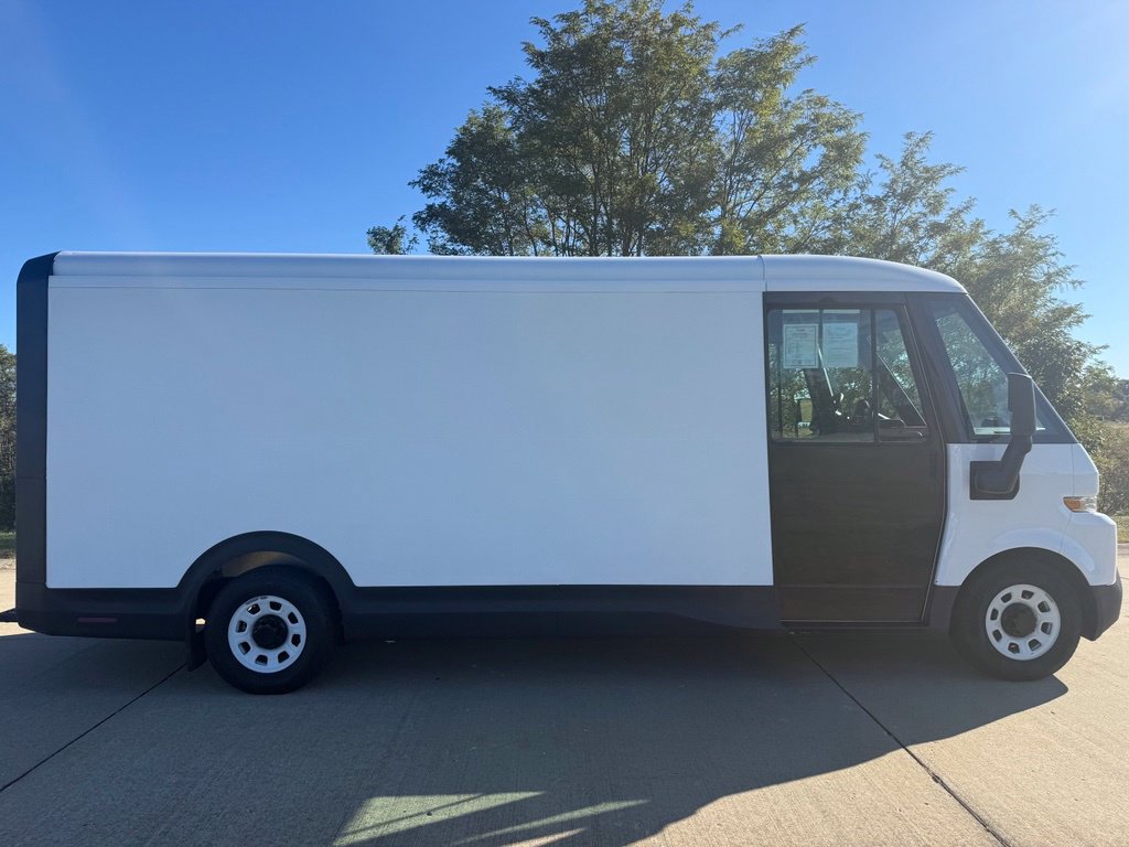 Used 2024 Chevrolet Brightdrop 600 w/ Battery Pack, Max Range AWD/4WD image 2
