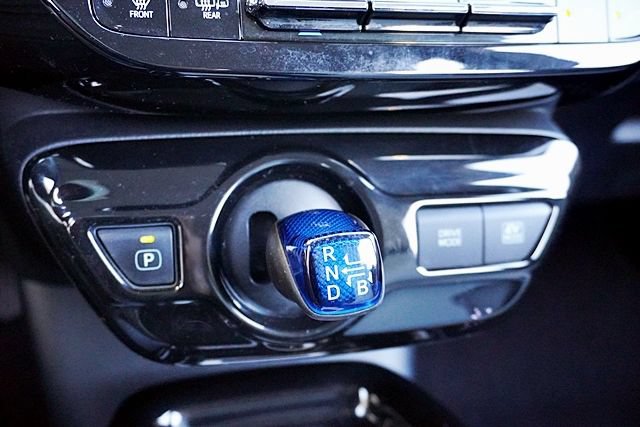 Used 2016 Toyota Prius Four FWD image 36