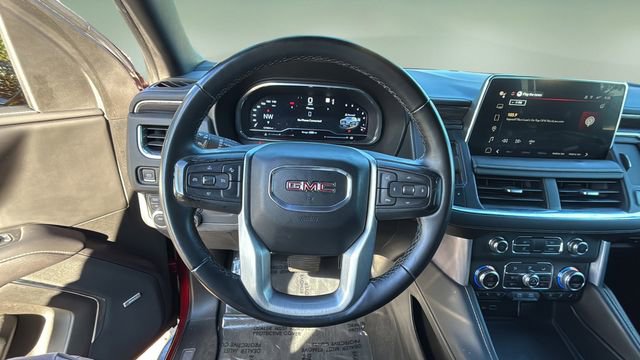 Used 2023 GMC Yukon SLT image 11