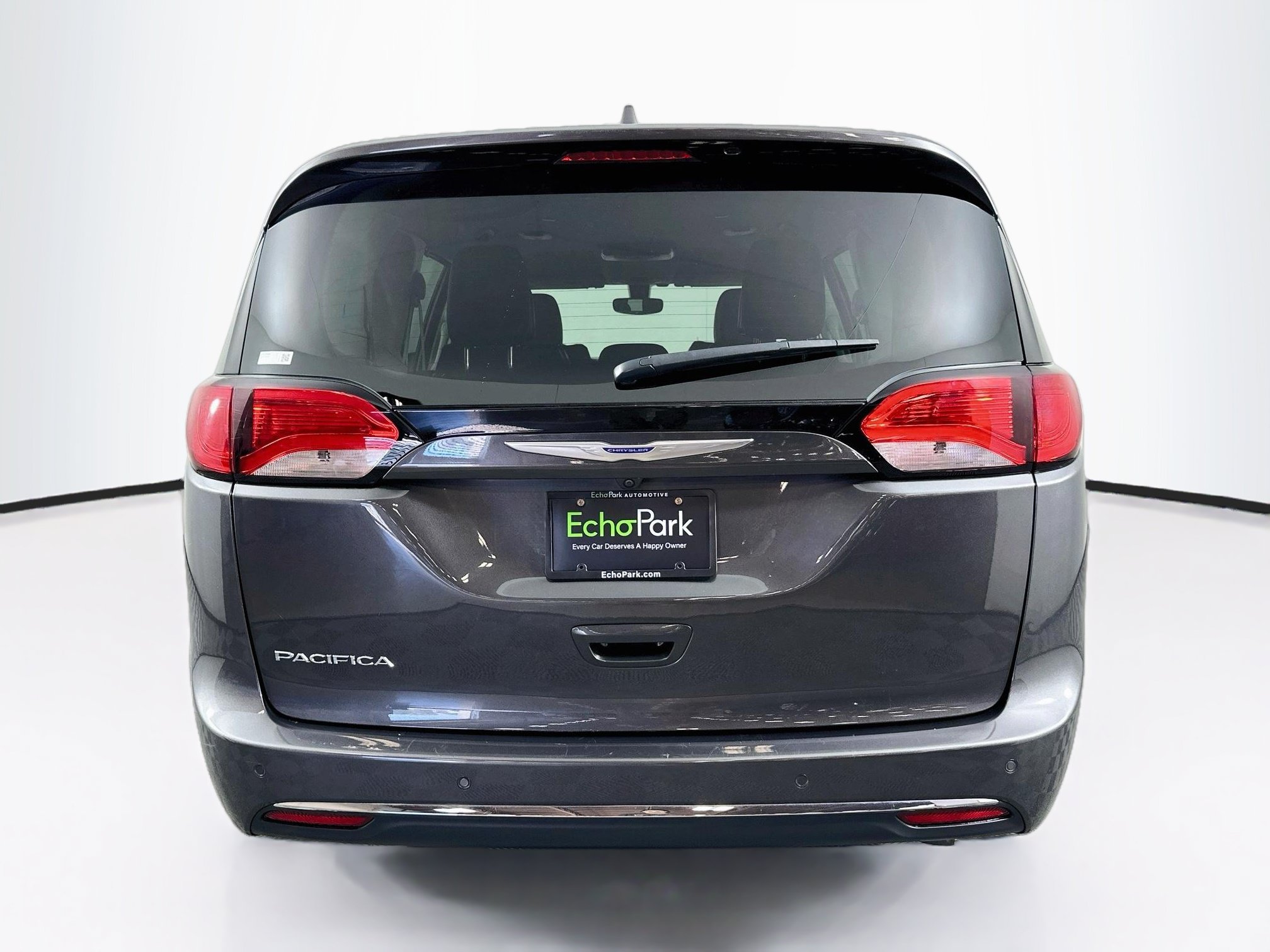 Used 2019 Chrysler Pacifica Touring-L FWD image 7