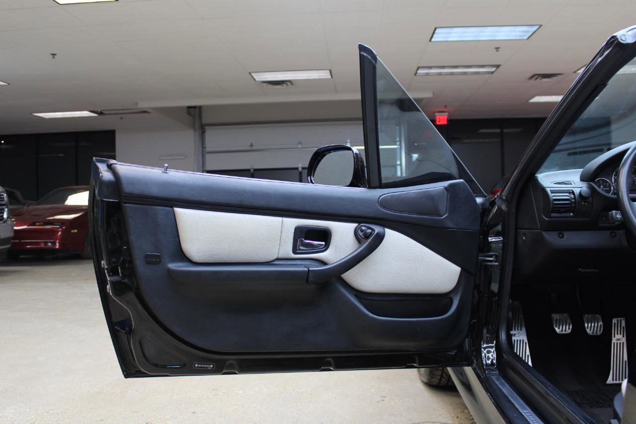 Used 2001 BMW Z3 3.0i image 40