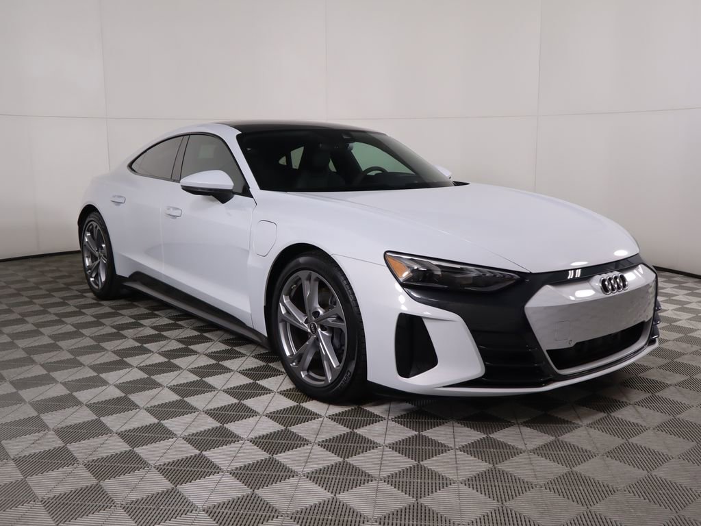 Certified 2023 Audi e-tron GT Premium Plus image 3