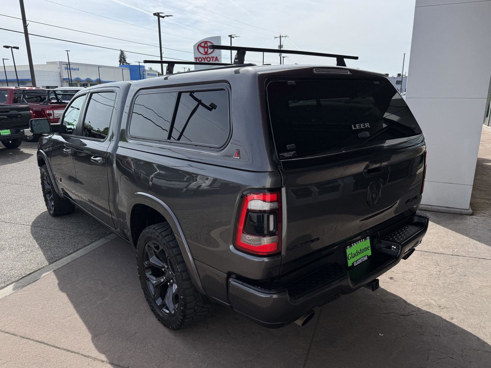 Used 2022 RAM 1500 Limited w/ (RED) Edition AWD/4WD image 4