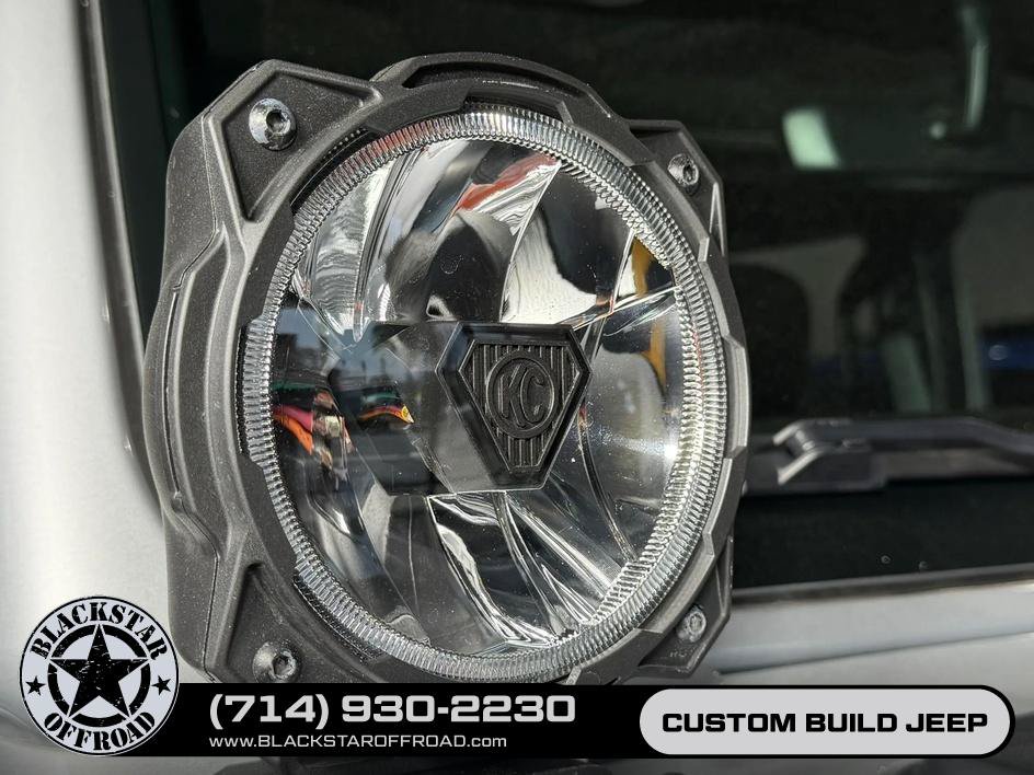 Used 2023 Jeep Gladiator Rubicon w/ Cold Weather Group AWD/4WD image 29