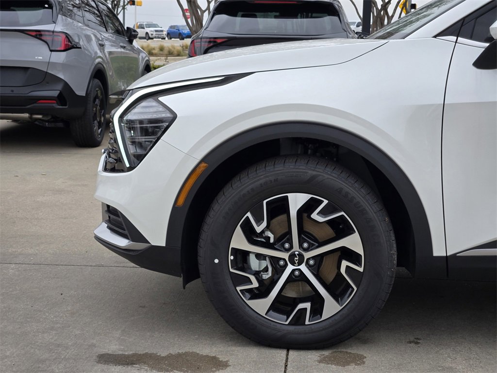 New 2025 Kia Sportage EX image 5