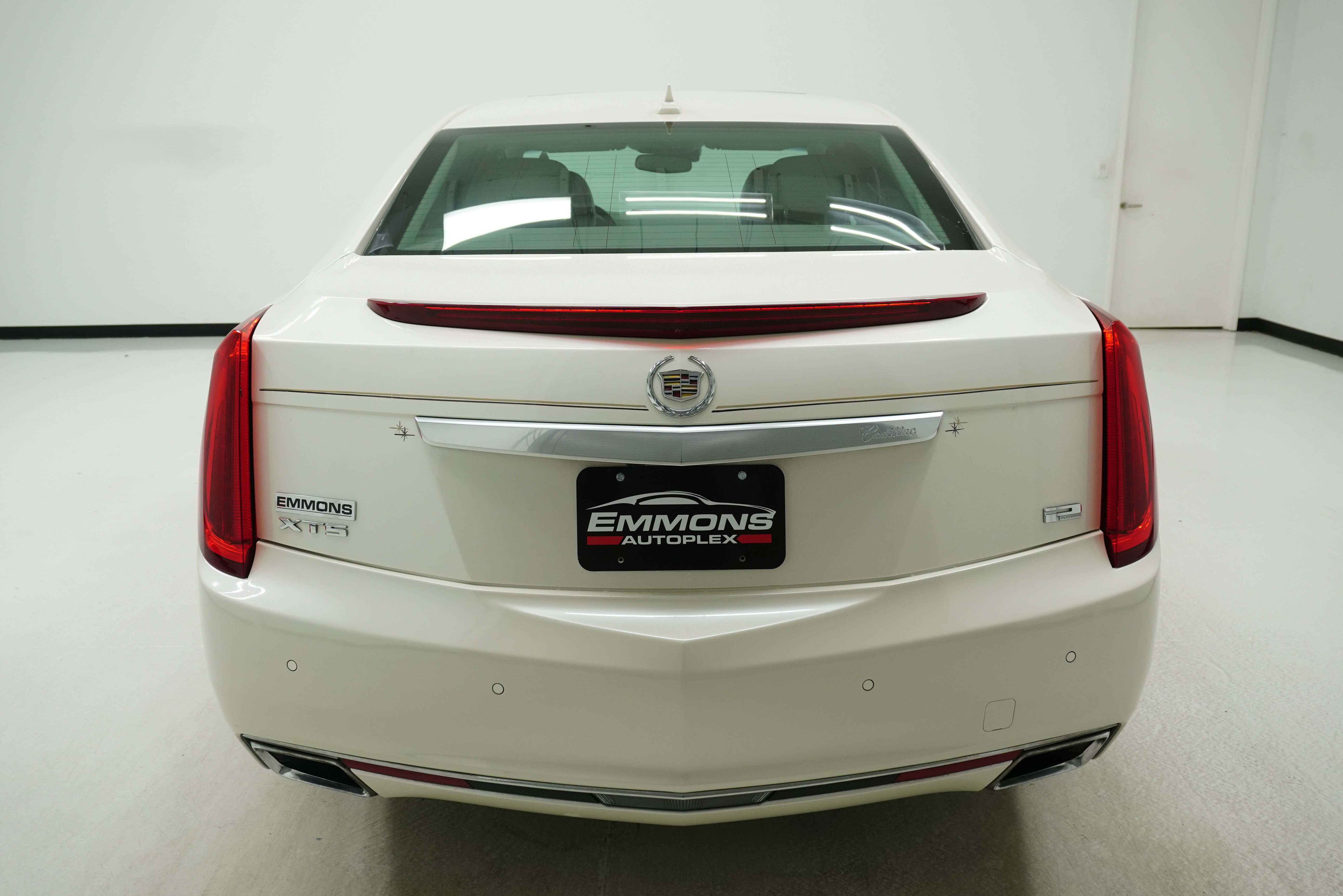Used 2013 Cadillac XTS Platinum image 5