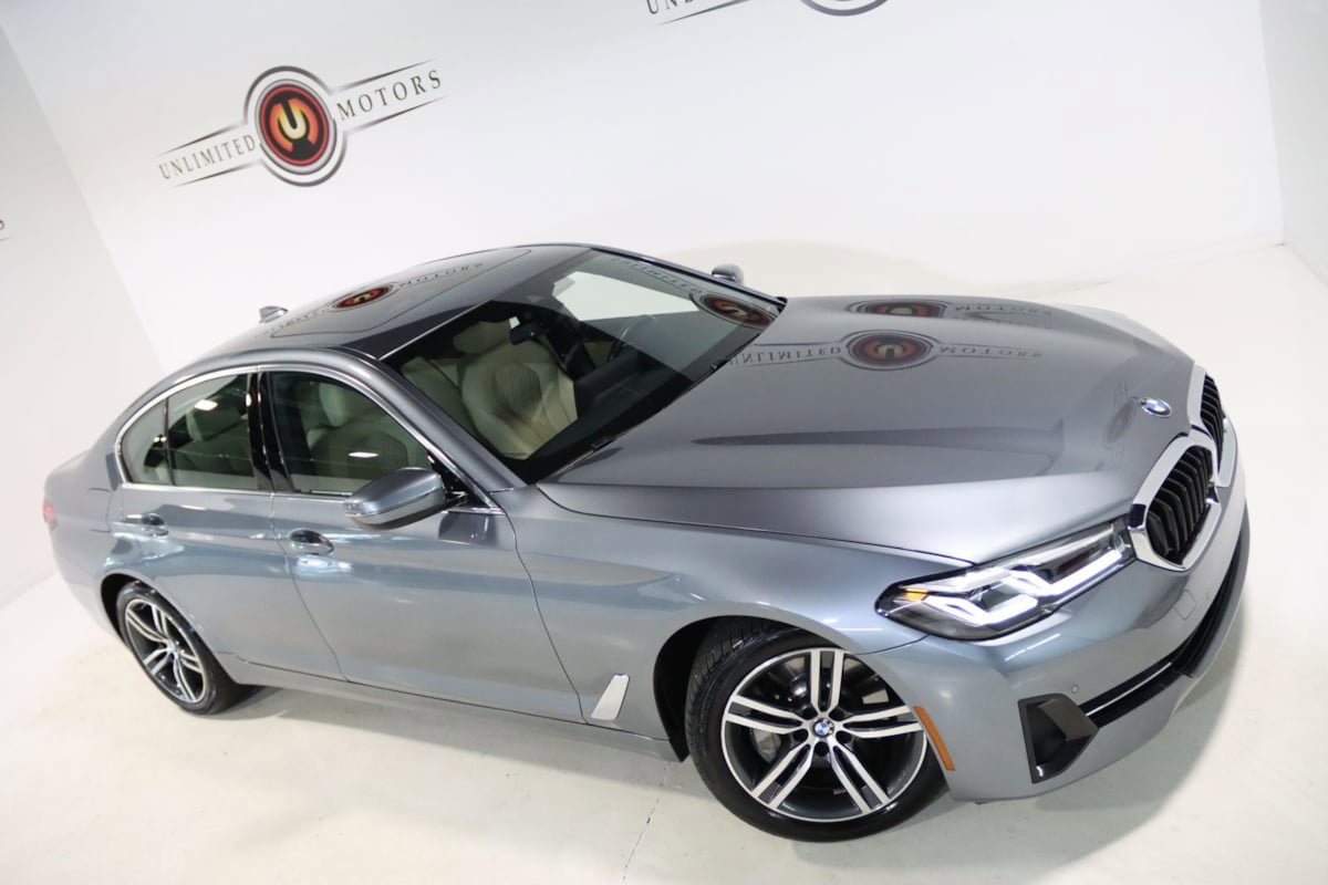 Used 2021 BMW 530i xDrive w/ Convenience Package AWD/4WD image 7
