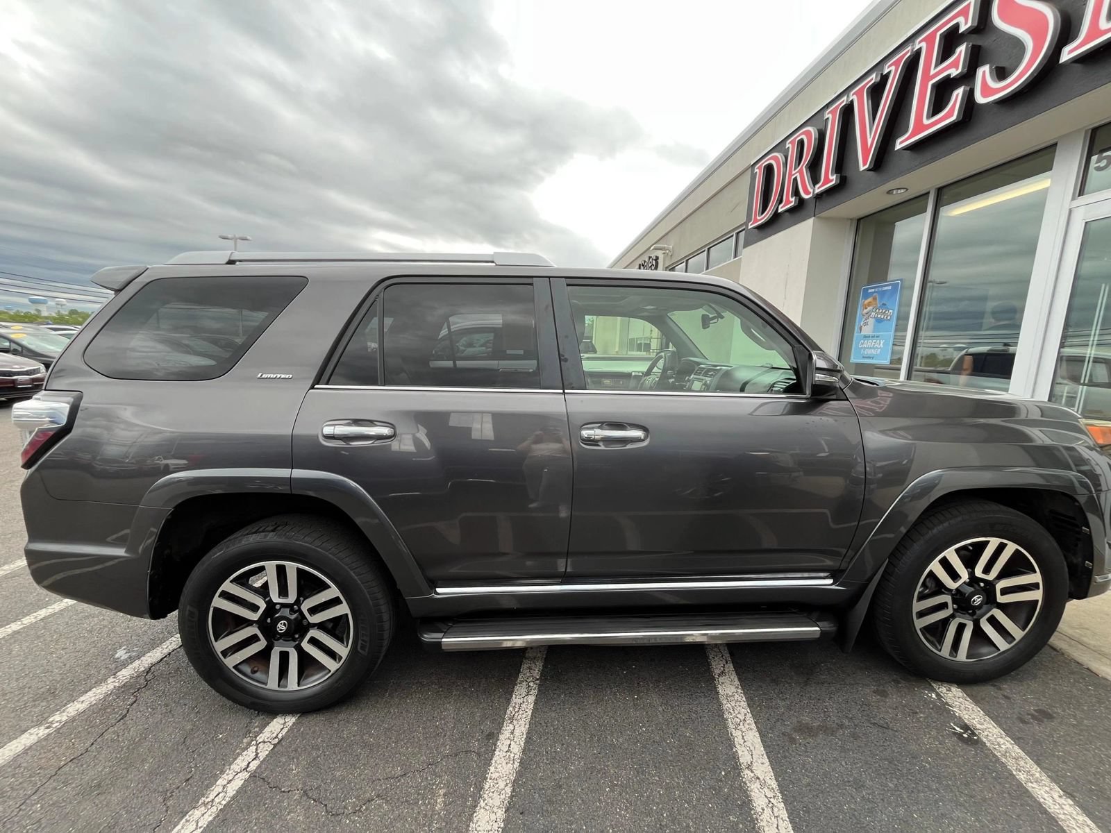 Used 2014 Toyota 4Runner Limited AWD/4WD image 11